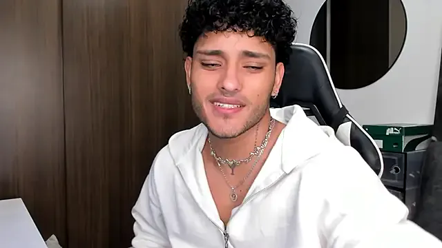 Goldi159 – webcam model profile photo Image 4