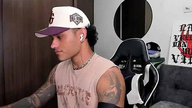 Goldi159 – webcam model profile photo Image 7