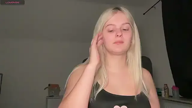 sareandrob – webcam model profile photo Image 15