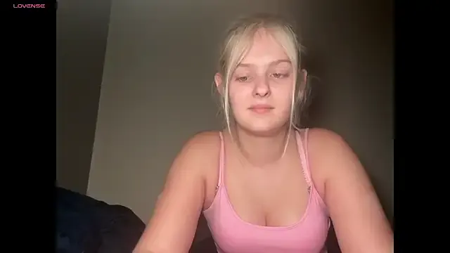 sareandrob – webcam model profile photo Image 4