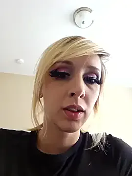 luna_berryy – webcam model profile photo Image 15