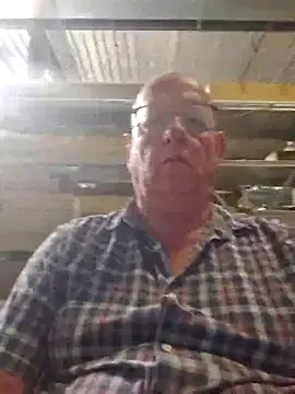 raisawetsx – webcam model profile photo Image 14