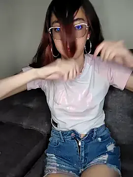 DoriDeluxe66 – webcam model profile photo Image 6