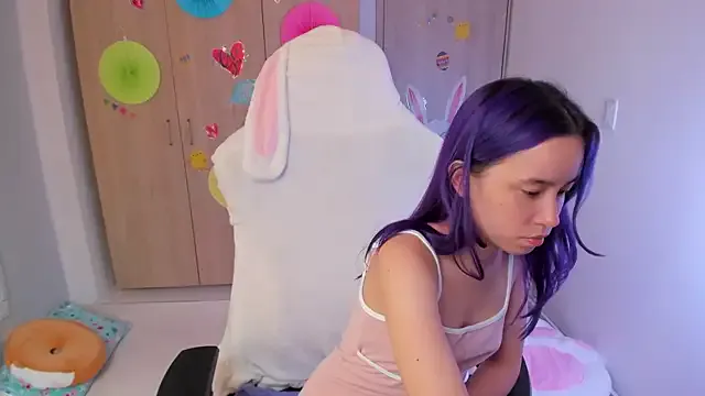 Rinamay_ – webcam model profile photo Image 6