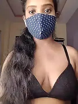 tina18teen – webcam model profile photo Image 10