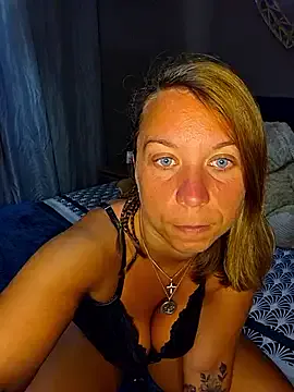 amcutefatima – webcam model profile photo Image 5