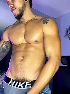 tyler_gus – webcam model profile photo Image 6