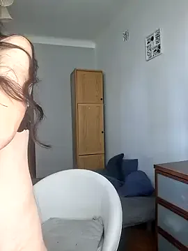 alana15 – webcam model profile photo Image 12