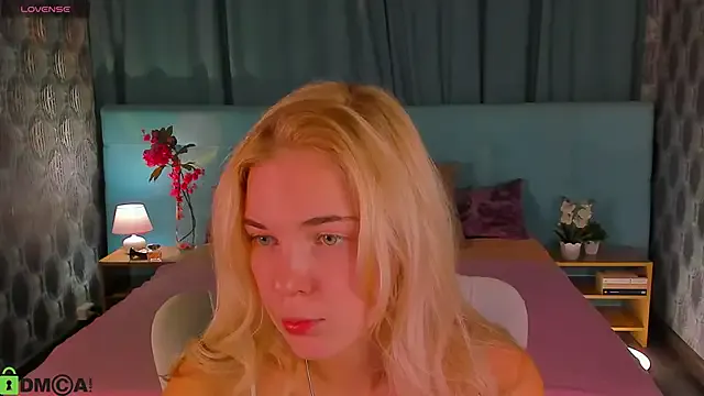 lola_bunny68 – webcam model profile photo Image 10