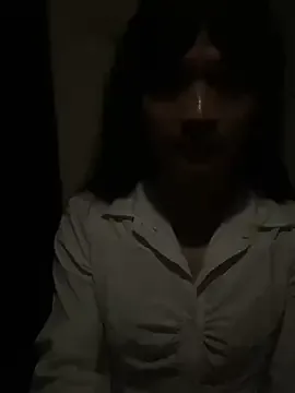 ManiacDemonessa – webcam model profile photo Image 2