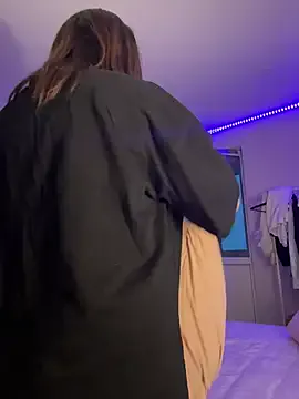 zhaomosheng125216 – webcam model profile photo Image 2