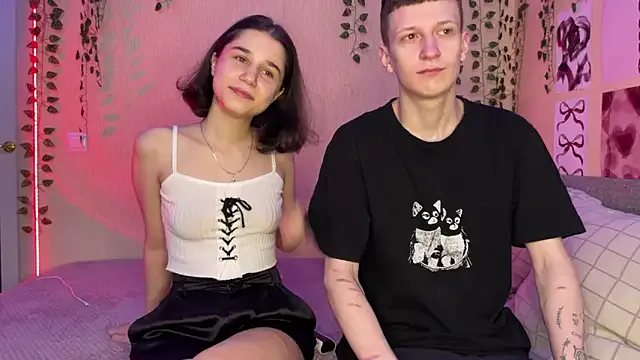 Elena-G – webcam model profile photo Image 9