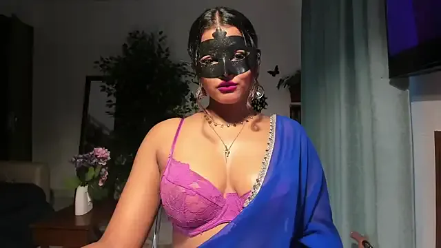 roouse – webcam model profile photo Image 16
