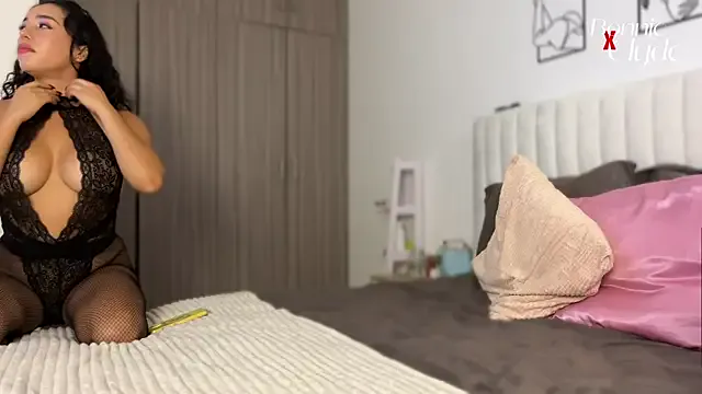 -Miray- – webcam model profile photo Image 13