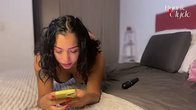 -Miray- – webcam model profile photo Image 5