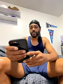 dirtypub – webcam model profile photo Image 2