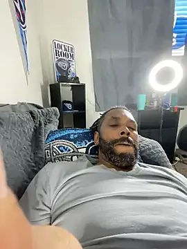 dirtypub – webcam model profile photo Image 4