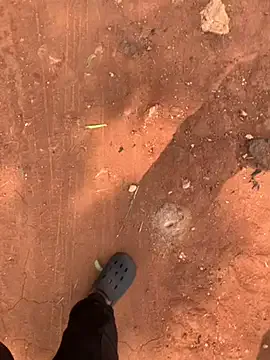 powq05 – webcam model profile photo Image 4