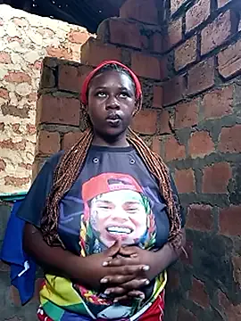 lucretiaburnaugh – webcam model profile photo Image 17