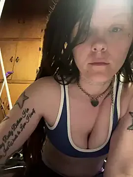 Enchantix – webcam model profile photo Image 15