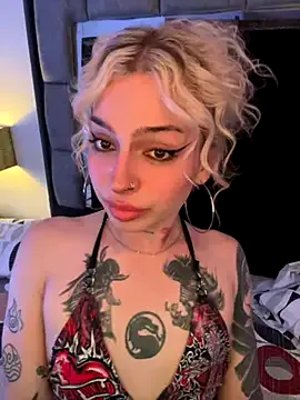 lauraagomezz__ – webcam model profile photo Image 17