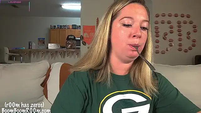 Rinamay_ – webcam model profile photo Image 14