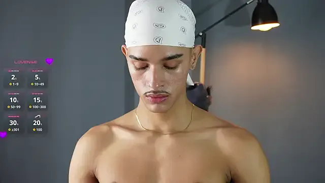 space_boys18 – webcam model profile photo Image 10