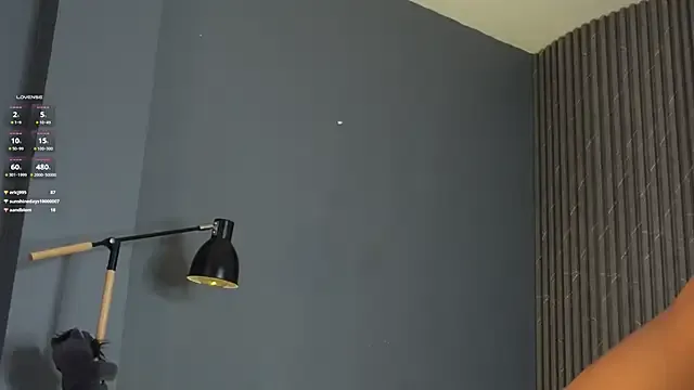 space_boys18 – webcam model profile photo Image 7