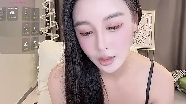 PinkyPai – webcam model profile photo Image 17