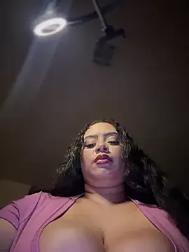 Enchantix – webcam model profile photo Image 17