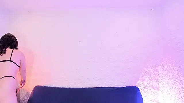 hina_porn – webcam model profile photo Image 4