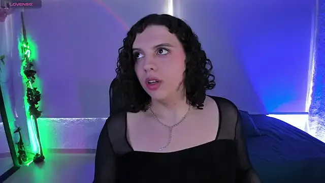 hina_porn – webcam model profile photo Image 9