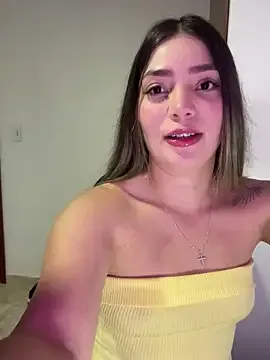 PinkyPai – webcam model profile photo Image 11