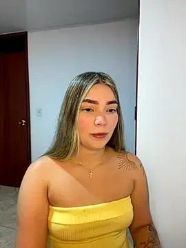 PinkyPai – webcam model profile photo Image 15