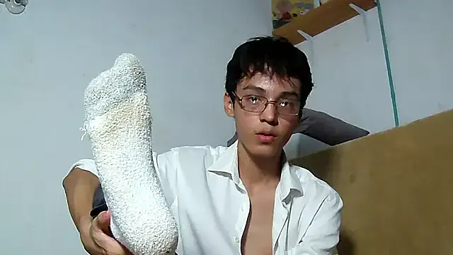 funny_to_see_you_here – webcam model profile photo Image 14
