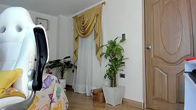 KamileLatinasexy – webcam model profile photo Image 5