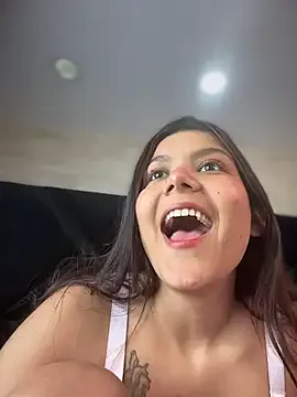 alana15 – webcam model profile photo Image 14