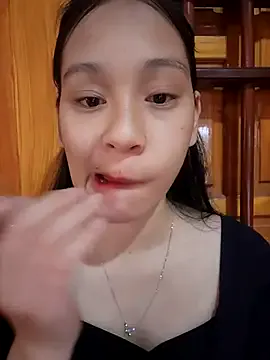 Rinamay_ – webcam model profile photo Image 12