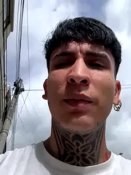 riccirizzo – webcam model profile photo Image 10