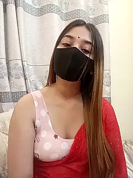 IORio2 – webcam model profile photo Image 3