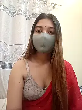 IORio2 – webcam model profile photo Image 4