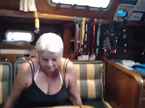 bella_hayes – webcam model profile photo Image 6