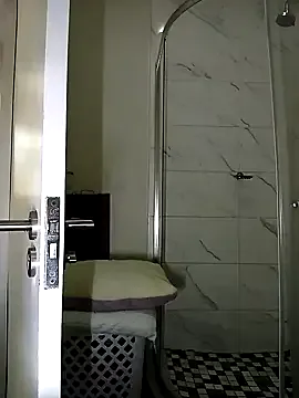 Prueberry – webcam model profile photo Image 12