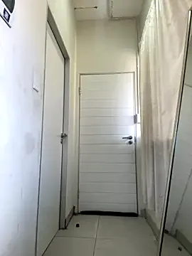 Prueberry – webcam model profile photo Image 3