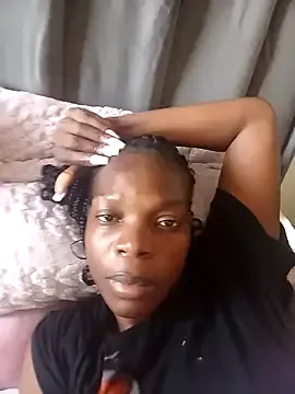 Prueberry – webcam model profile photo Image 8