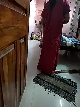 Prueberry – webcam model profile photo Image 13