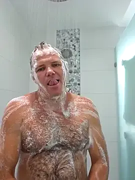 BelleLouiseVp – webcam model profile photo Image 3