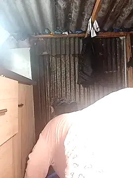 lucretiaburnaugh – webcam model profile photo Image 12