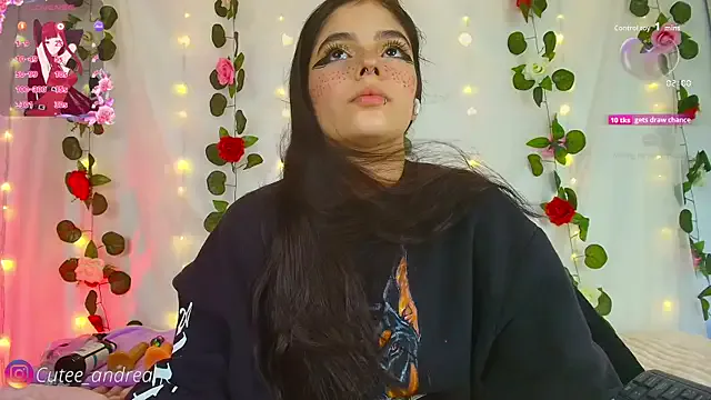 Rinamay_ – webcam model profile photo Image 2