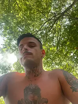 _MiaQueen_ – webcam model profile photo Image 14